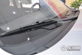 江西五十铃-瑞迈-2.4T经典汽油两驱舒适型标轴版 4K22D4T