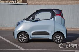 上汽通用五菱-五菱NanoEV-热爱款