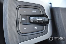 上汽通用五菱-五菱NanoEV-热爱款