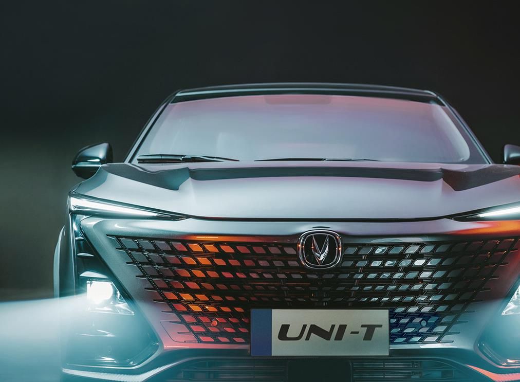 新增2.0T发动机，长安UNI-T新车型官图发布