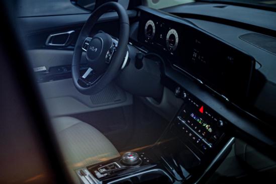 舒心又贴心，嘉华、赛那和GL8谁才是“顾家奶爸”的首选MPV？