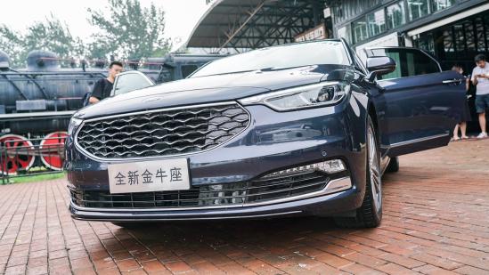 为国人“量身定做”，新一代“蒙迪欧”亮相，能拯救福特轿车吗？