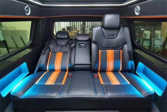 2022款福特F150勇猛者，四驱越野不在话下，豪华七座SUV