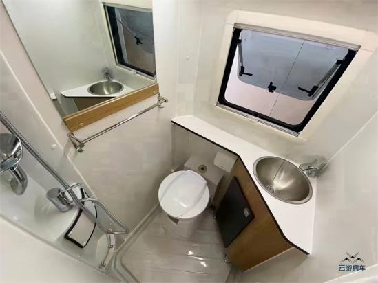 云游侧拓展国六依维柯房车，大厂优势国内性价比之王