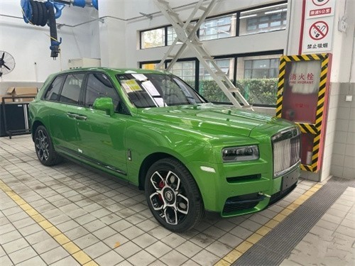 21款劳斯莱斯库里南飞天女神王者归来  