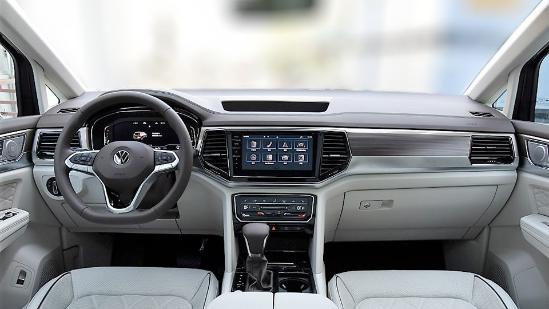 买丰田MPV被老婆限额，优惠近3万的大众威然可以买？