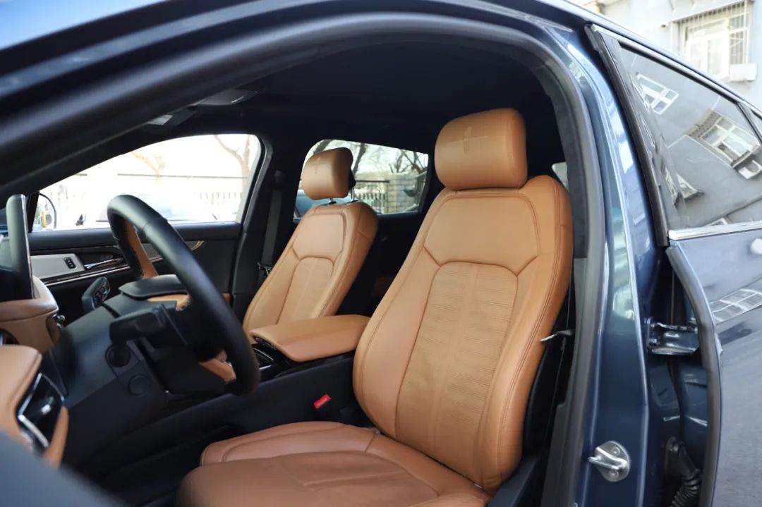 留住燃油车的尊严，3、40万买辆六缸车，你会爱上那种感觉