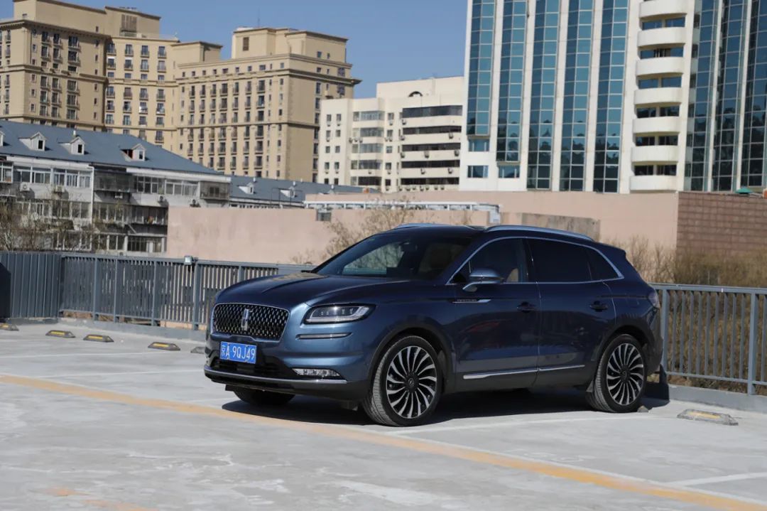 留住燃油车的尊严，3、40万买辆六缸车，你会爱上那种感觉