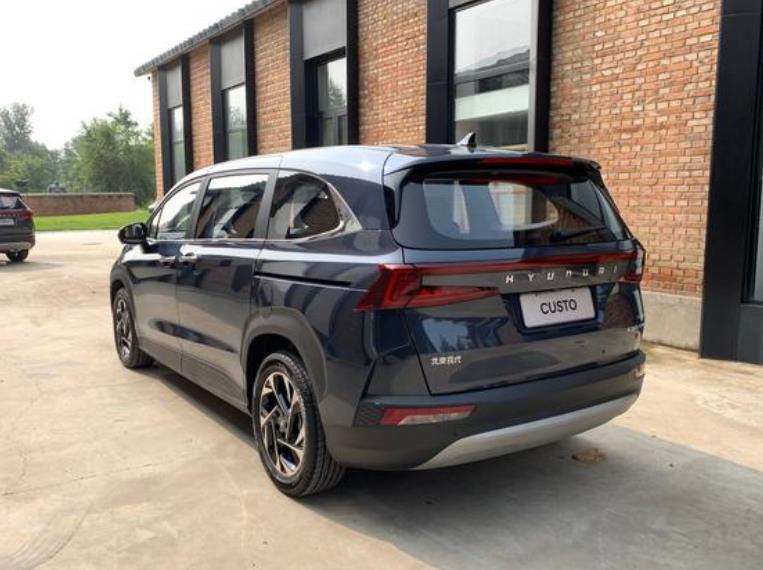 现代库斯途：非常值得入手的中大型合资MPV，不接受反驳