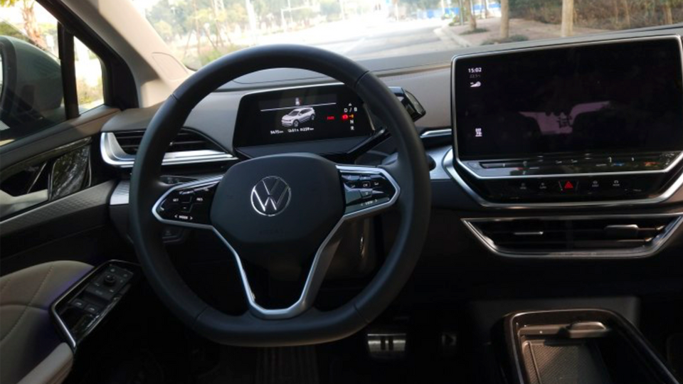 凯迪拉克LYRIQ锐歌对比大众ID.6 X，谁养起来更便宜？