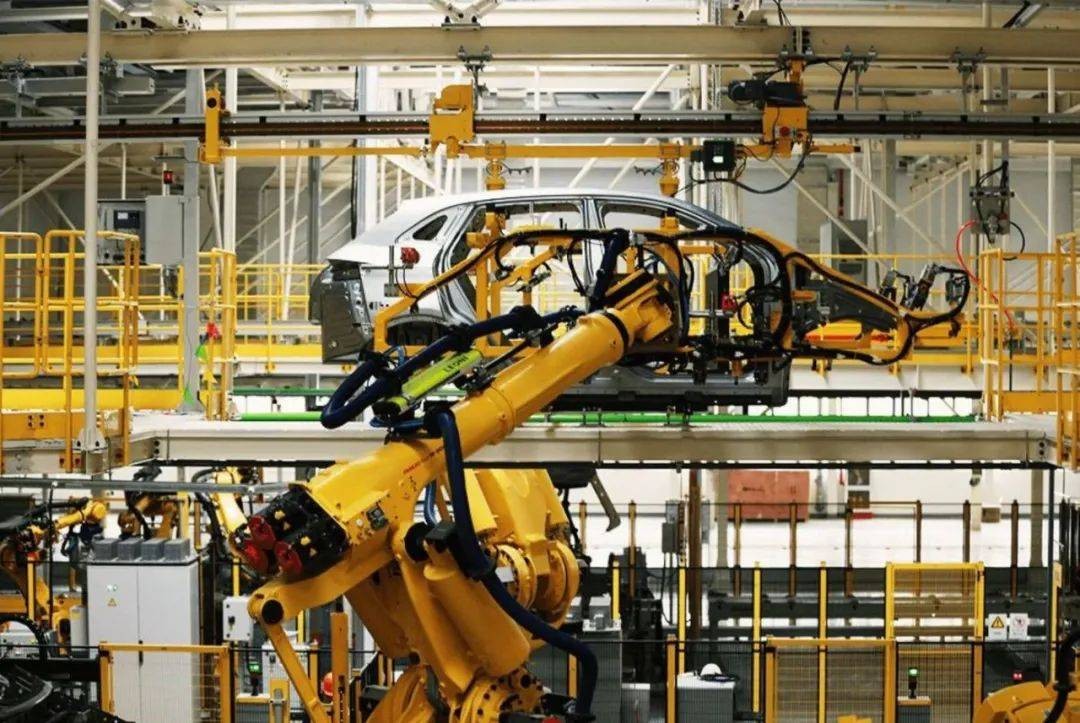 曾被称为“新势力四小龙”，一步错步步错，它还能追上蔚小理吗？