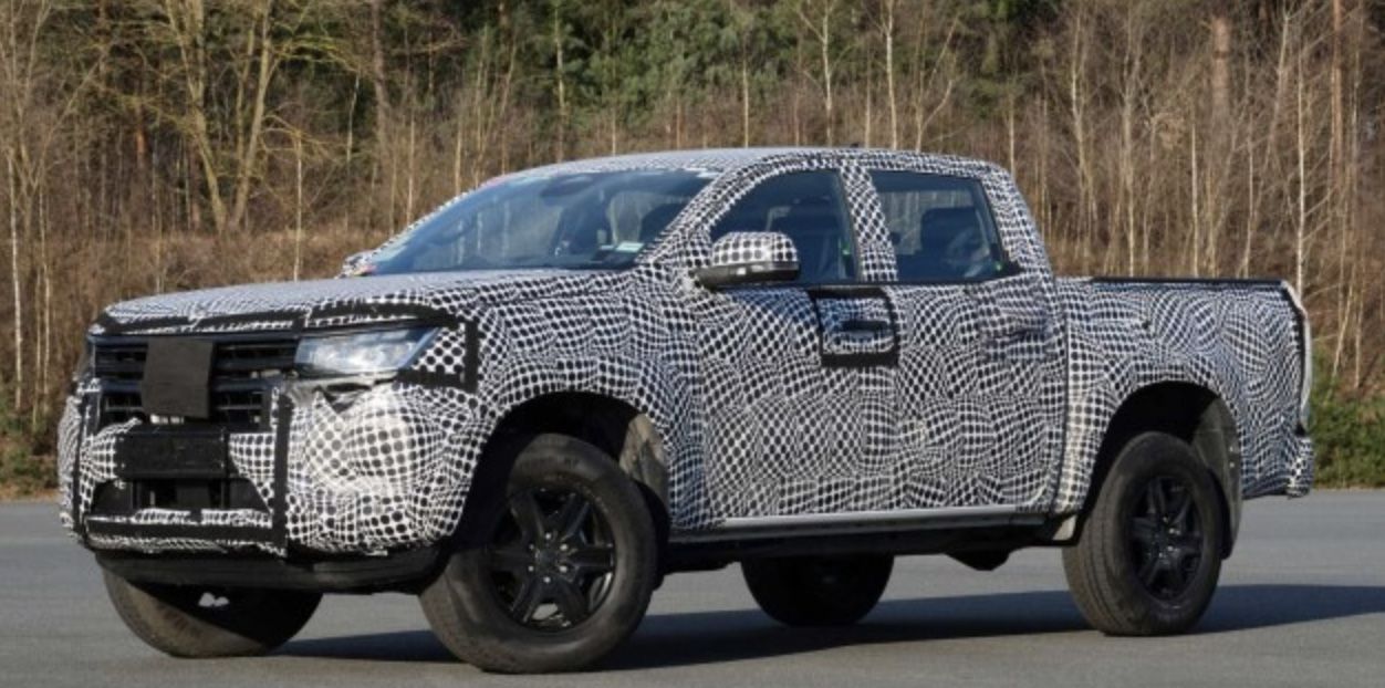 配备12英寸中控屏幕 全新大众Amarok内饰预告图 