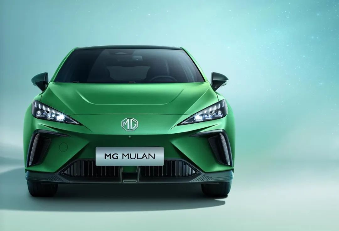3.8秒破百实力，搭魔方电池，上汽MG MULAN正式亮相
