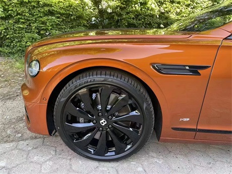 22款宾利飞驰欧版桔橙色可分期降价福利