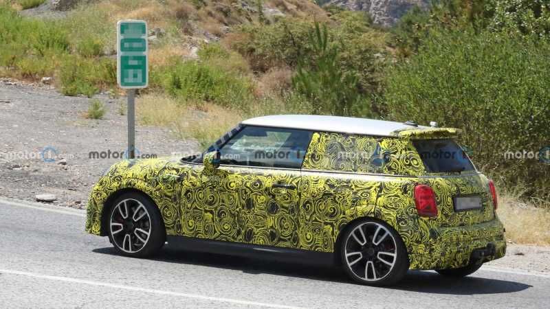 将推出燃油与纯电版车型 全新MINI最新谍照曝光 