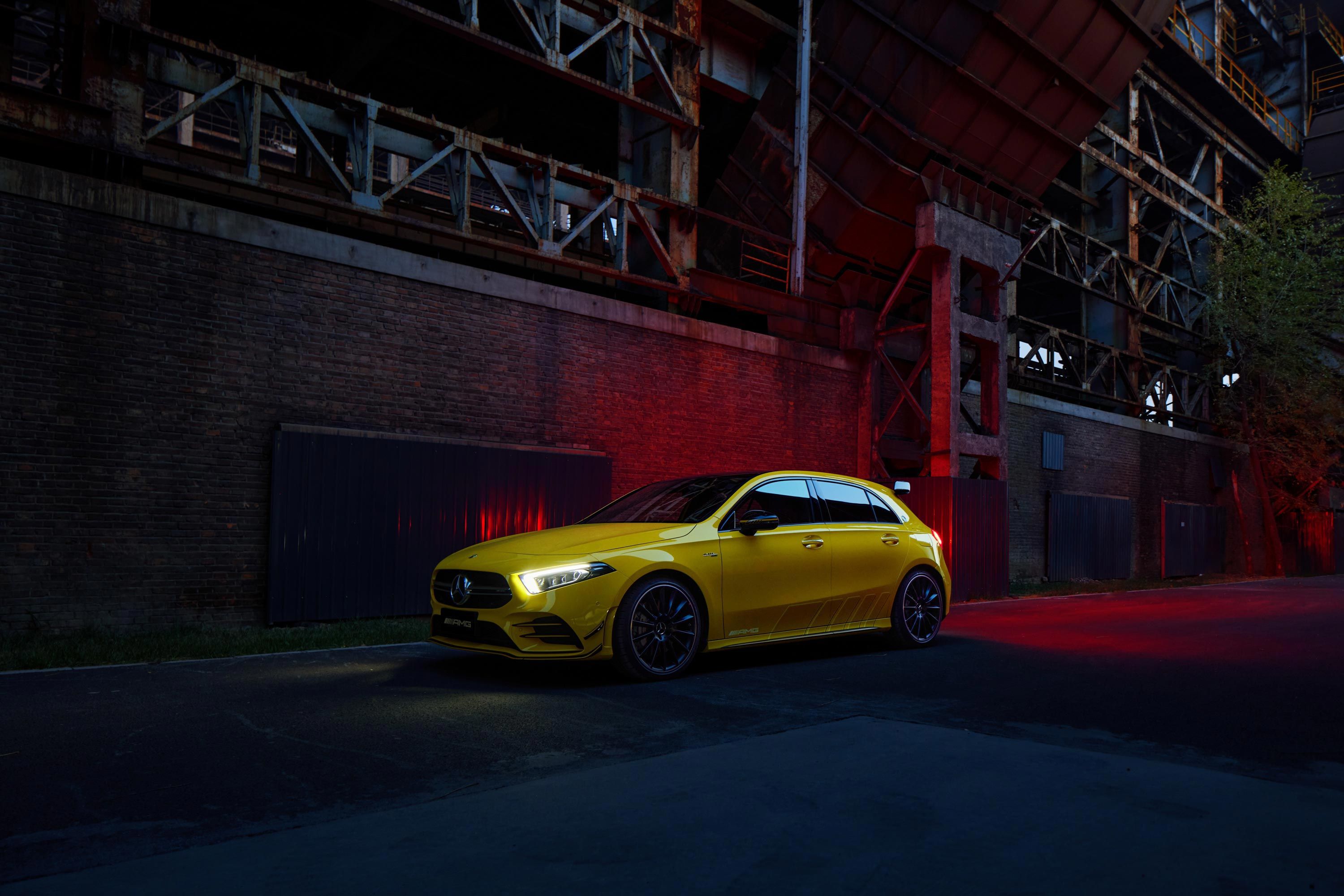 梅赛德斯-AMG A 35 4MATIC灿日特别版上市 售45.58万元
