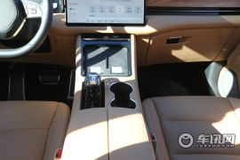 金康塞力斯-问界M5 -四驱性能版