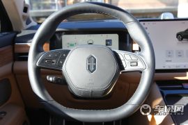 金康塞力斯-问界M5 -四驱性能版