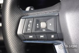 广汽三菱-欧蓝德-1.5T CVT四驱尊耀版 7座