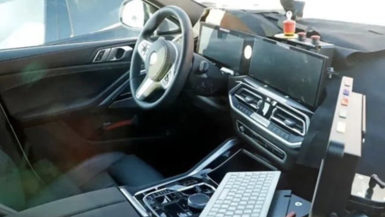 有望在2月进行首发 新款宝马X5无伪装实车图曝光 