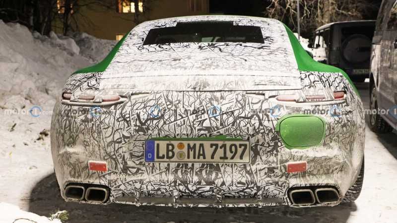 采用2+2的座椅布局 新款梅赛德斯-AMG GT谍照曝光 