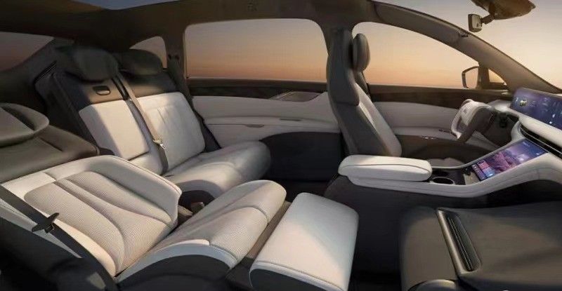 预算30万想买操控好的SUV，智己LS7值得推荐吗？