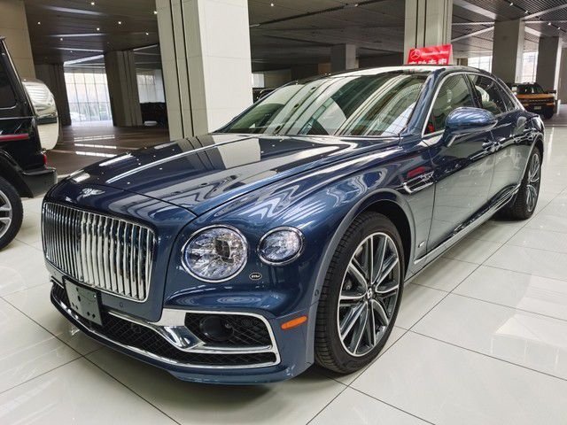 23款宾利飞驰油混版优惠10万现车颜色齐