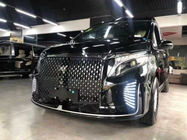 福建奔驰V260商务车改装航空按摩座椅  
