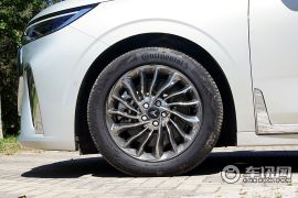 岚图汽车-梦想家