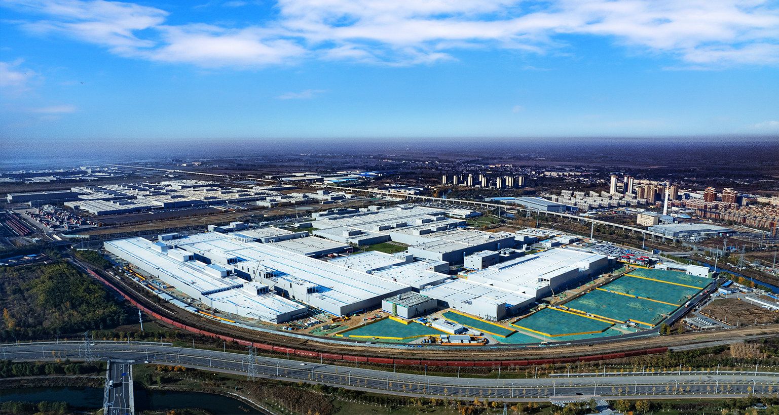 宝马持续提升研发实力 2025年新世代车型陆续登场