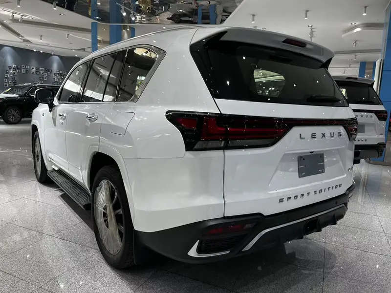 中东版24款雷克萨斯LX600大油箱天津现车优惠多