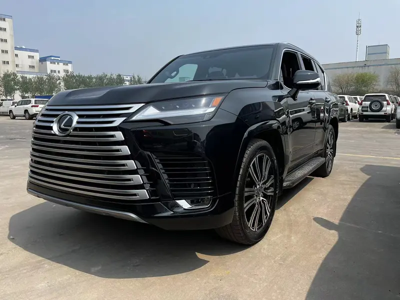 24款雷克萨斯LX600运动版现车 在售可分期135万起售