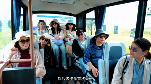 洱海畔的科技绿洲：金旅自动驾驶巴士持续引领未来出行新风尚