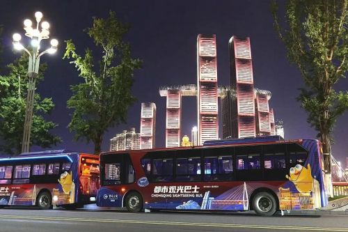 “8D”立体公交上新！250辆苏州金龙纯电公交上线重庆！