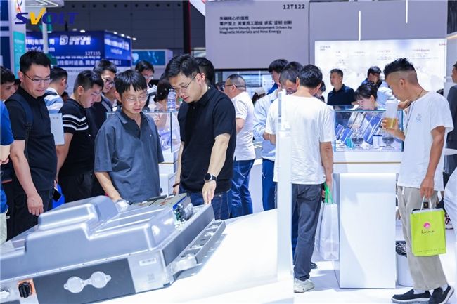 蜂巢能源亮相CIBF2025：叠片技术引发全球动储市场质变飞跃