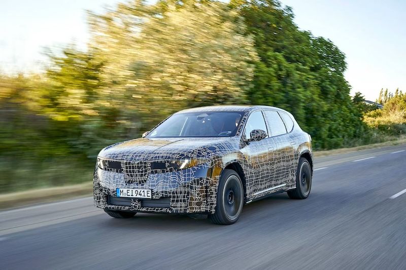 首款宝马新世代BMW iX3试装车首试 驾趣驶向2.0时代
