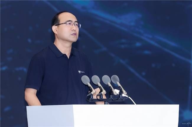 福田汽车2025年中商务会隆重召开  锚定世界一流战略目标