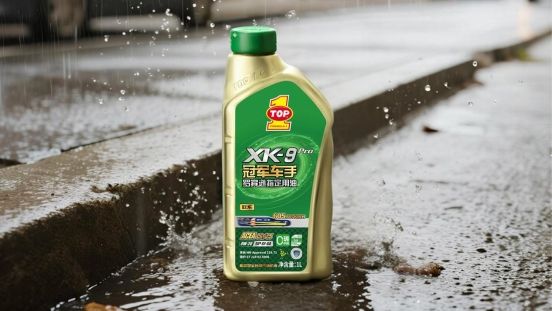 暴雨行车安全指南 突破TOP1：4步关键检查，守护爱车不“泡汤”！