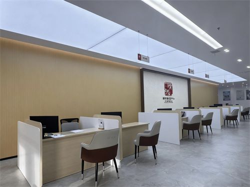 吉林恒亚比亚迪王朝网4S店华丽变身王者灵霄形象店
