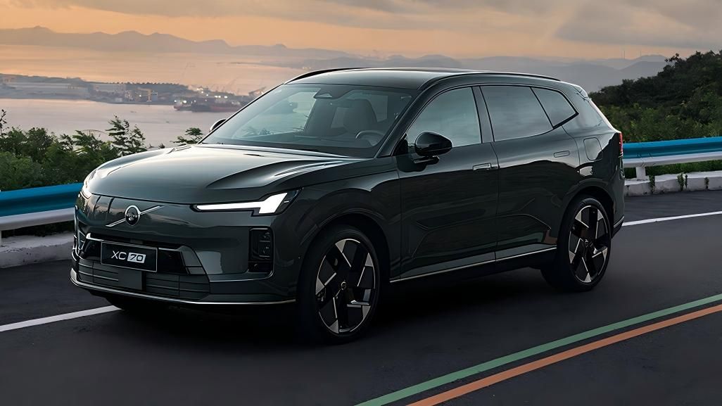 26.99万起/推4款车型 沃尔沃XC70正式上市