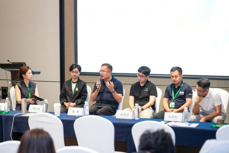 地上铁2025届创连大会探究行业拐点数场融合成新能源物流破局关键