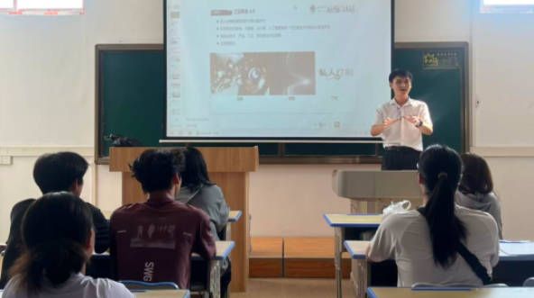 润天教育云智双专业宣讲圆满举行,助力新生开启数字未来新征程