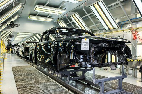 从一辆车到一座城第十万辆金刚炮整车下线见证荆门区域产业升级