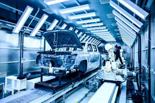 十万辆里程碑见证！2026 款金刚炮焕新上市 赋能千行百业奋斗者