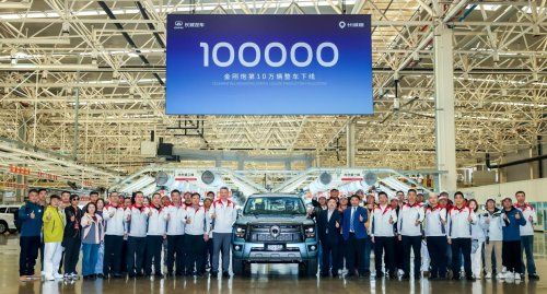从一辆车到一座城第十万辆金刚炮整车下线见证荆门区域产业升级