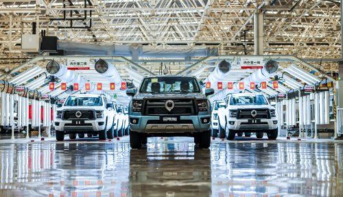 从一辆车到一座城第十万辆金刚炮整车下线见证荆门区域产业升级