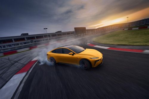 15万想要“动力够、配置满”的新能源车?东风奕派eπ007就是答案