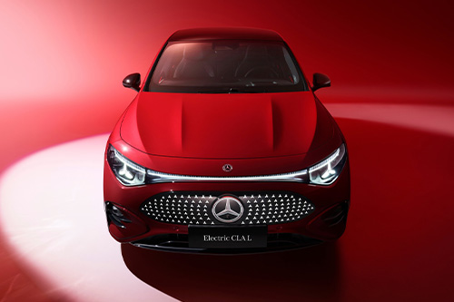全新梅赛德斯-奔驰纯电CLA上市 售价24.9万-29.9万