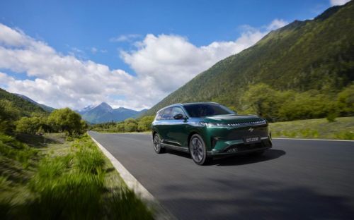 2026 款东风 eπ008,新能源六座,装得下还安全