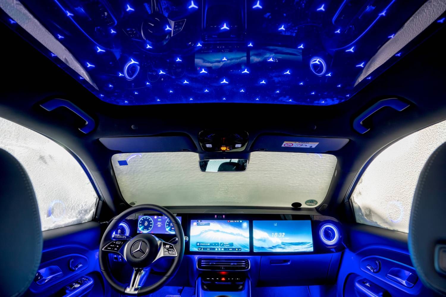 奔驰全新GLB内饰官图公布 将于12月8日亮相